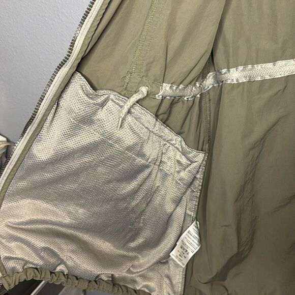 Eddie Bauer Green Hooded Lightweight Mid Length  Rain Jacket Size XL - Picture 10 of 15